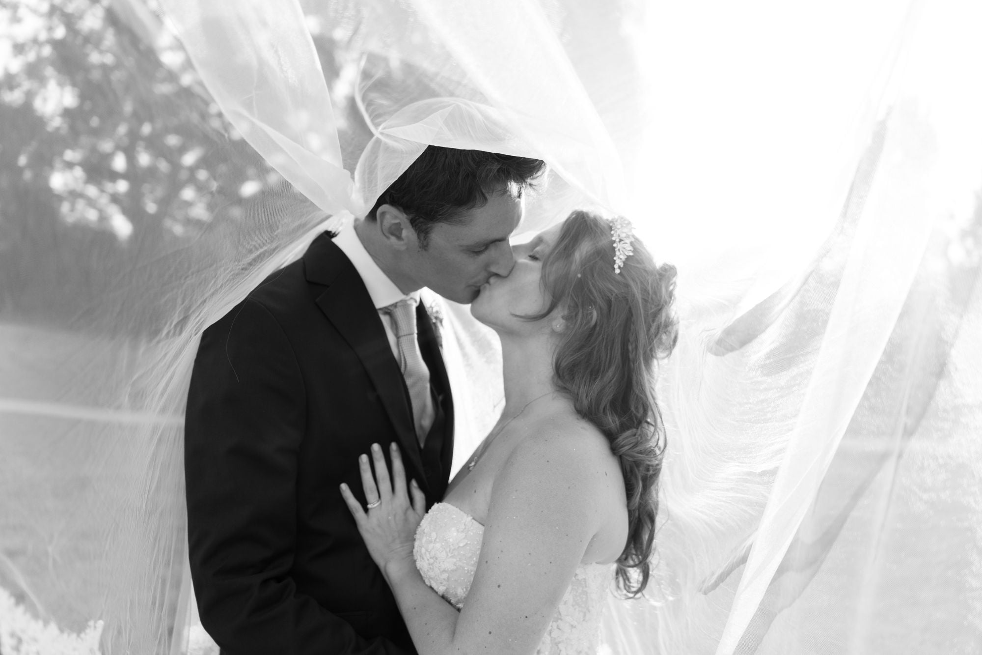 Votre mariage, raconté du ciel à l'alliance.